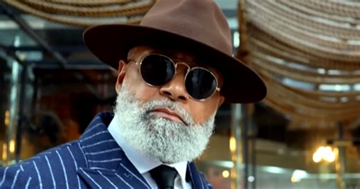 Teacher becomes style influencer after school