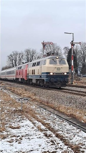 Powerfull German diesel locomotives on high speed with a Intercity train! #train #zug #highspeed
