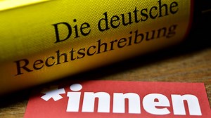 \"Dann wird sich das Gendern etablieren\"