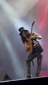 17K views · 3.4K reactions | Paradise City - Guns N' Roses live at Accor Stadium, Sydney, Nov. 27 Video by Toshie Sasaki | Slash News | Facebook