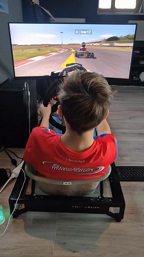 Simulator sesongen i gang🤩💯🏎 | Raid Race With Shelley