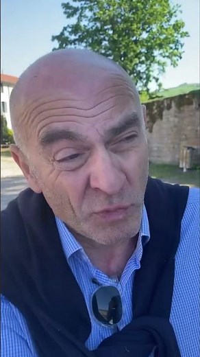 FRANCK ADRIEN,L'ACTEUR QUI JOUE EN TOUT LIEU ET POUR TOUS LES PUBLICS!a joué dans plus 150 téléfilms