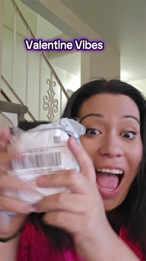 Valentine’s Day Heart Hair Clips 💖 Cute, Chic & Easy Style These heart-shaped hair clips are giving Valentine’s Day vibes 💖 A 4-piece set that’s perfect for everyday wear, date nights, Galentine’s, or gifting. They hold well, don’t pull, and instantly make any hairstyle cuter ✨ If you love simple accessories that make a statement — these are it 💕 👉 Tap the bag and grab yours before Valentine’s Day 💝 heart hair clips valentine hair accessories cute hair clips heart shaped clips valentines da