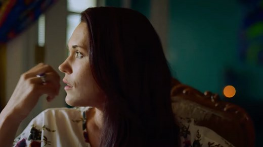 'The Deep End' Trailer Reveals the Cult-Like Influence of Teal Swan