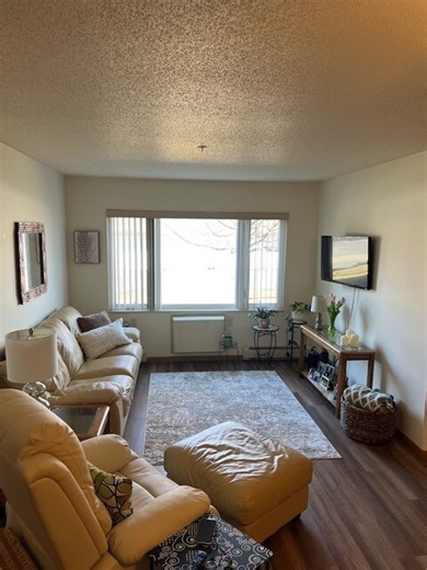 1000 Linden Dr, Holmen, WI 54636 - For Rent