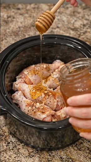 🍯🍗 Honey Garlic Slow Cooker Chicken Legs