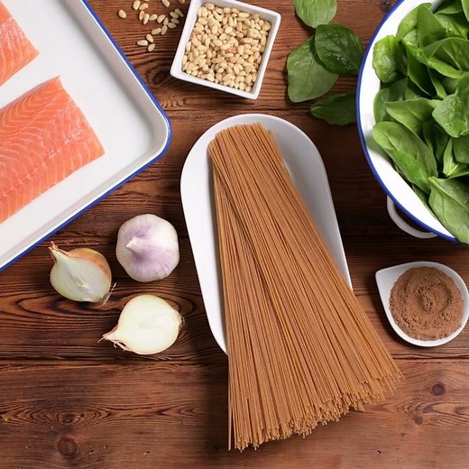 Recette facile: Capellini intégral au saumon et épinards