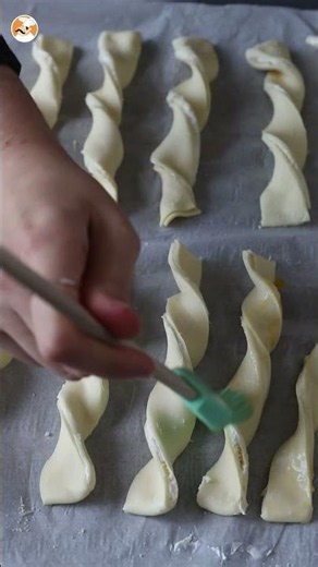 Air Fryer Cheesy Puff Pastry Twists: crispy appetizer in 15 min 🧀🔥