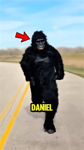 Is This the Fastest Man Alive In The World?! ⚡😳