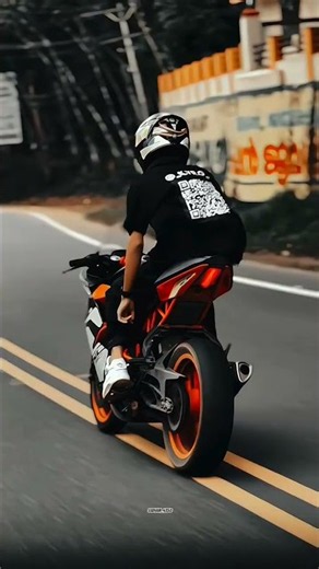 Superbike Rider 🔥🏍️ | Crazy Bike Ride & Stylish Helmet Look | Viral Shorts #shorts #ktmrc390 #ktm