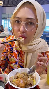 268K views · 3.2K reactions | FIRST TIME KAKNAB MAKANAN JEPUN ! Hampa pernah makan dak ? apa yang best kt sini ? kedai mainan ni kedai mainan favourite anak anak kaknab .  | Ohh. Mudahnya makeup - by kaknab | Facebook