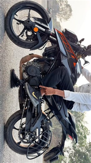 How To Ride a Bike in 40sec 🔥 Beginner Guide | Bike Chalana Kaise Sikhe #shorts