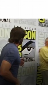 Stan Lee couldn't hide his admiration for Hugh Jackman, and he immediately told him he was his fan. | Golden Years