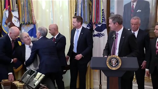 Man collapses during White House news conference