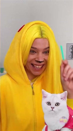 The Hilarious Art of Hand Washing! 😂🧼 #shorts #FunnyMoments #USA