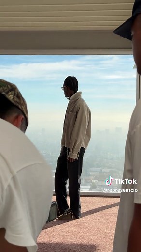 Dream On: Fashion and Streetwear Inspiration
