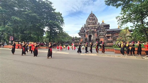 Tari Ratoh Jaroe Aceh: Kreasi Bersama Seniman dan Pelajar