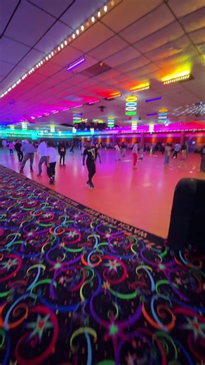 Sunday Nights At Rivergate Skate Center 21-Up Adult Skate! 8-11:30 #AdultSkate #SkateNight @therivergateskatecenter