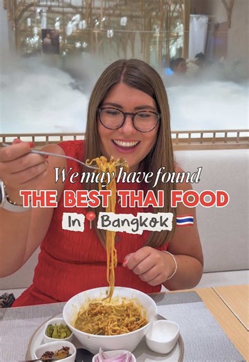 A MUST VISIT RESTAURANT IN BANGKOK 🍜🤤 Trust us it’s too good to miss! 👀 AD 💾 Save & share THIS for your Bangkok trip! 🇹🇭 We recently visited 📍Napha, a beautiful modern Thai restaurant & we have been back a few times & honestly can’t rave about it enough… we even took our parents! It has TWO locations in Bangkok: 📌 Dusit Central Park Mall on (G) floor next to 🚆 Silom metro station. 📌 Emsphere Mall on the (GM) floor near to 🚊 Phrom Phong BTS station. We booked the sharing set for two th
