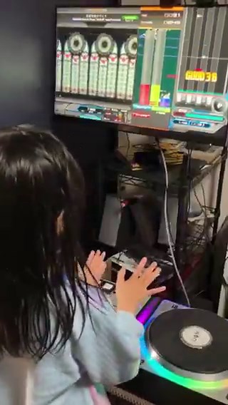 過去の自分より上手くなる。beatmania IIDXの本当の面白さは、ここから始まります。6歳最後の日に弐寺で初クリアできてよかったね😭
