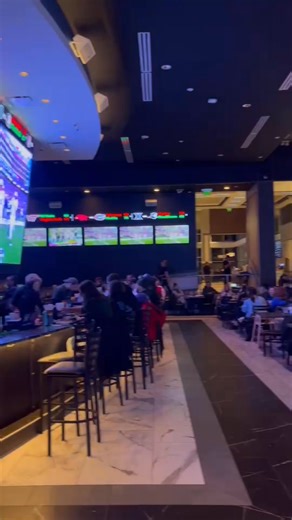 SUPER BOWL WATCH PARTY: Super Bowl fans across the City of Lexington are geared up at LexLive to tune into the big game. LEX 18's own Kayleigh Randle is there and will have fan reactions on tonight's show after the game. | LEX 18