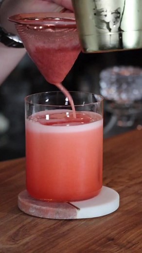 Scotch Strawberry Whiskey Sour Cocktail Recipe