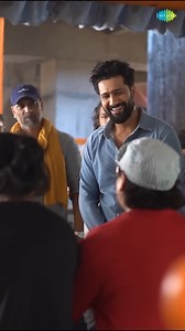 828K views · 5K reactions | #VickyKaushal's BTS moments from #TereVaaste are pure magic! 殺❤️ #ZaraHatkeZaraBachke #bts #TereVaaste #vickykaushal #hindimusic #hindisongs #bollywoodmusic #bollywoodsongs #trending #virals | Saregama | Facebook