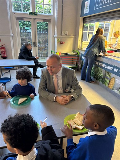 Southwark Park Primary School launches its free breakfast club