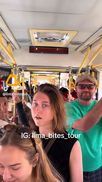 Ig: lima_bites_tour #limabites #foodtour #fyp #fypシ゚ #foodies #fruit #lima #gringos #food #bus