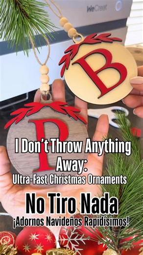 ✨ DIY Christmas Ornaments en minutos ✨ Hoy te enseño cómo transformar pedacitos de madera sobrante en adornos navideños hermosos, personalizados y súper versátiles. 🎄💖 Todo usando una de mis máquinas de corte y grabado láser WeCreat @wecreat.official Estos mini ornaments los puedes usar para: 🎁 Decorar tu árbol 🎁 Darle un toque lindo a tus regalos 🎁 Personalizar las botas navideñas 🎁 Crear etiquetas con iniciales o nombres Un proyecto rápido, económico y perfecto para vender o regalar esta