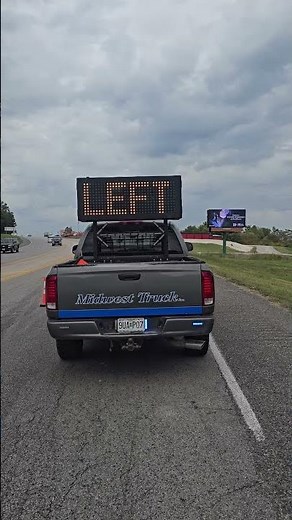 Command Traffic with the Traffic Commander!!! #zips #safe #recovery #semitruck #towtruck