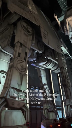 You don’t even need to love Star Wars to love this ride! #starwars #disneyworld #disneyrides #disney