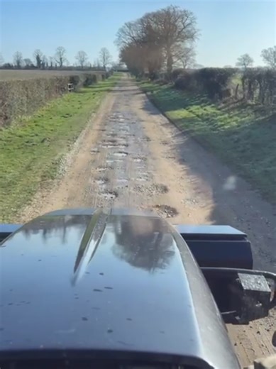 Track Grader in Action: RSL Engineering at PJM Agri