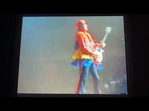 The wiggles live Cleveland 2006 Play Your Guitar With Murray