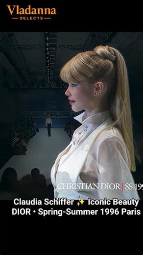 👸🏼 1995 • Claudia Schiffer • Icon of the Runway • DIOR • Fashion History Paris SS