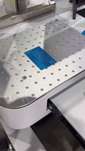 Wow this animated portrait marking!💬 What pattern are you dying to mark? Let us know in comments!