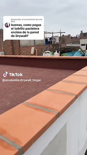 Instalación y colocación de ladrillo pastelero en muros y techos con Drywall