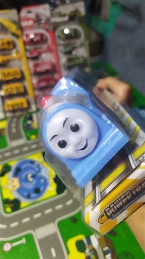 Thimas Twin of Thomas 🚂🤣 – Thimas Kembaran Thomas ‪@SahabatCeriaaa‬