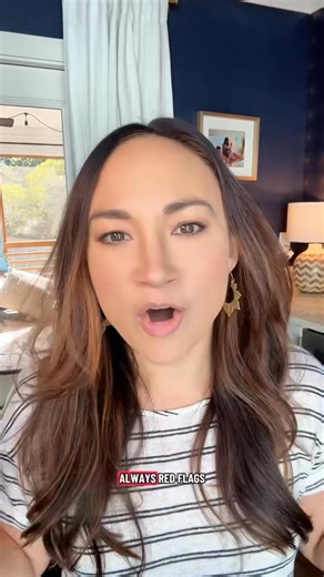 Flu? Or mastitis? Here’s how to tell. There are two early signs of mastitis that most people miss: 1️⃣ Body aches. It can feel exactly like the flu... I missed it myself the first time. 2️⃣ High fever (103–104°F) that shows up before breast pain. If you’re breastfeeding and suddenly feel sick, especially after a schedule change, a skipped feeding, or baby sleeping longer, that’s a red flag for mastitis. Check for redness, swelling, or tenderness and call your provider early. 💬 Did you know mast