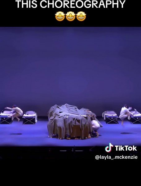 Cookies contemporary #contemporary #contemporarydance #groupdance #danceteam #danceperformance #dancecompetition #dance #dancer #choreography #contemporarydancer #fyp #foryou #viral