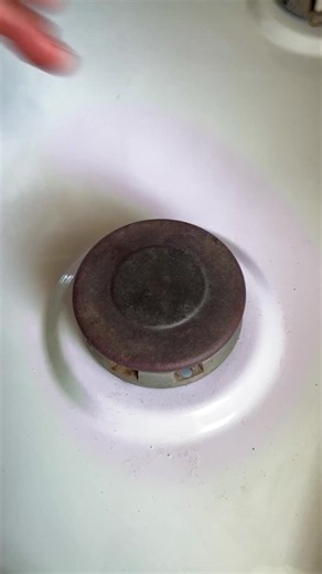 Make Your Gas Stove Shine Again ✨🔥 #diy #hacks #dailylife #cleantok | Stove Cleaning Hacks