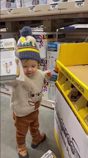 Store Destruction 😁😃🤭😆 #baby #store #fun #shorts #children