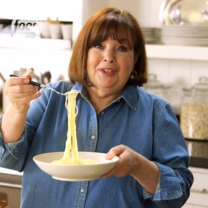 3.1M views · 58K reactions | "Weeknight dinner doesn't get any easier than this, OR delicious!" 杻 #BarefootContessaBackToBasics | Food Network UK | Facebook