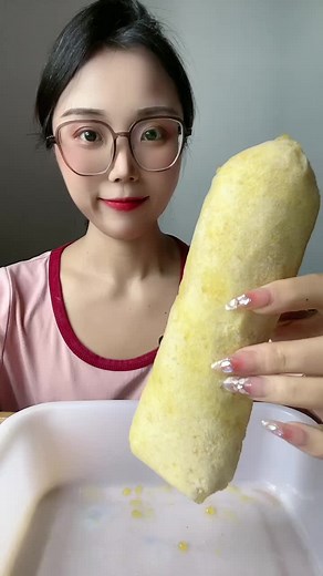 Delicious Refreshing Soft Fluufy Crunchy Slushy Bottle Ice - Ice Eating ASMR 10