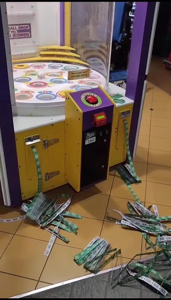 Claw Machine Fun: Winning Tickets and Scattering Joy