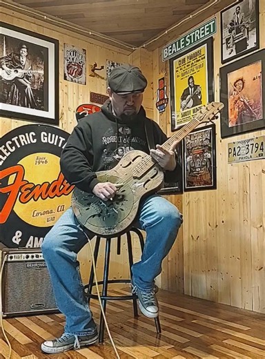 Laid back Sunday Blues. #slideguitar #resonatorguitar #originalmusic.
