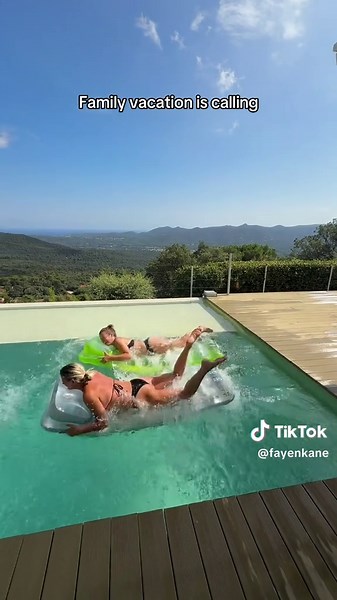 Tag your family😝 #vacation #fayenkane #spain #summer #foryou #trend #family @Maevjee♡¿ @ronin22103 @DΣΛП @brandweerman sam @Kelly Abrahams @Esther @💫