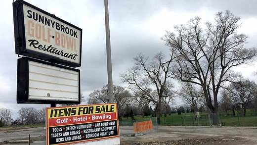 Michigan's golf course boom is now a painful bust