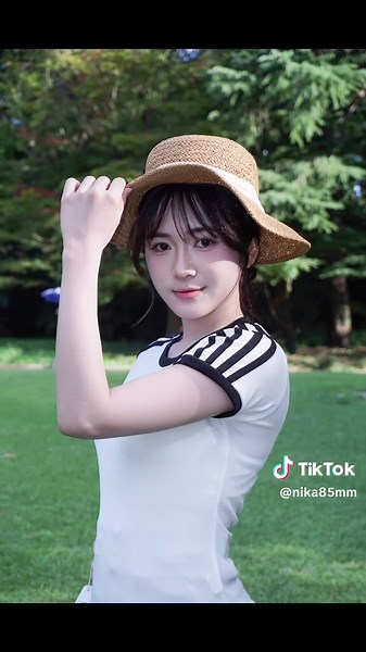 Máy ảnh Sony A5100 có sẵn tại Nhật Bản