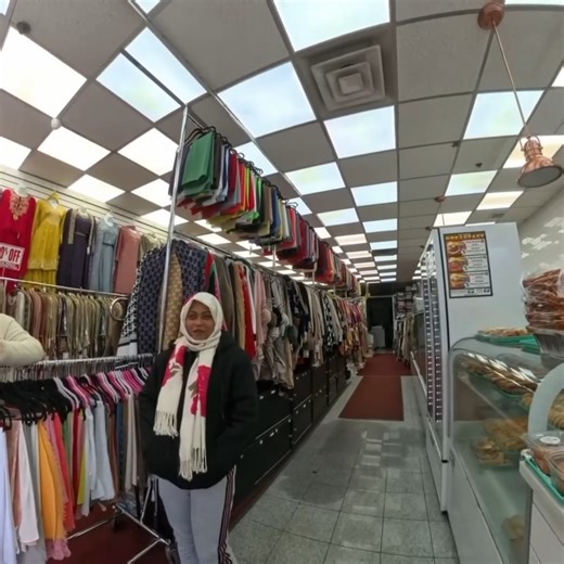 369K views · 5K reactions | Ordering tea like a Bengali local 樂 | Xiaomanyc 小馬在紐約 | Facebook